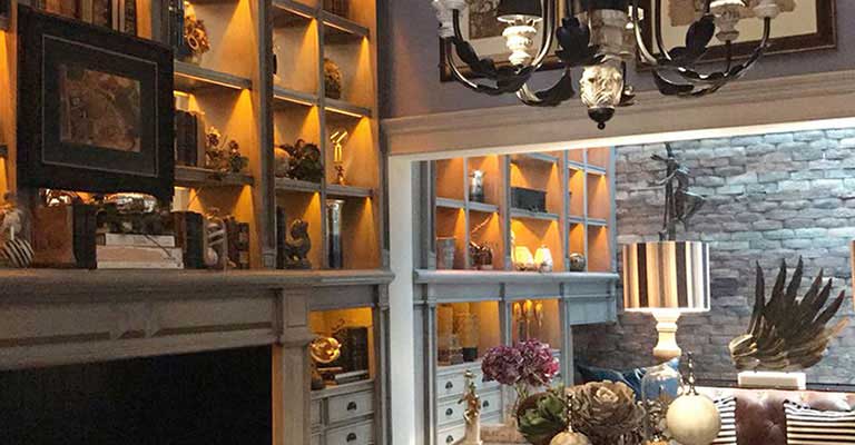 Lily Duclaud is a certified International Interior decorator and graphic designer